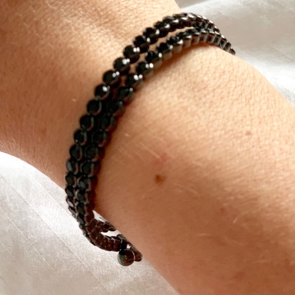 Beaded adjustable bracelets - Picture 3 of 4